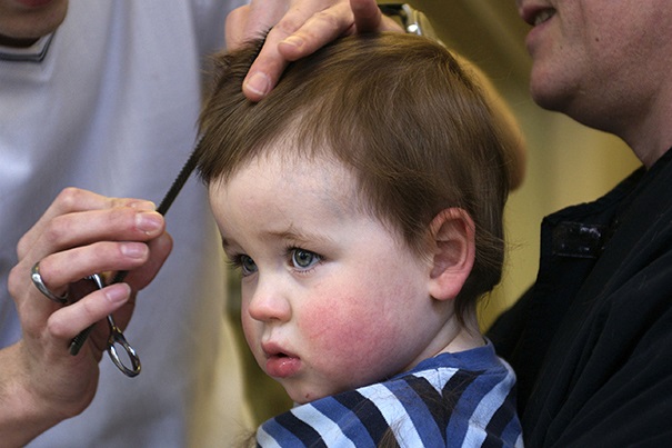 El primer corte de cabello: la primera visita de tu bebé a la peluquería