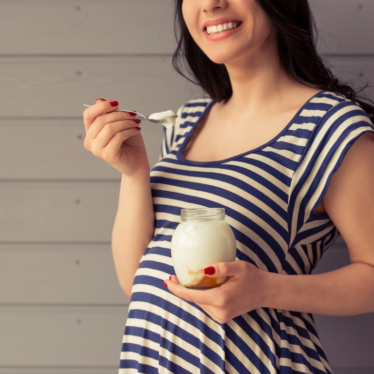 Intolerancia a la lactosa en el embarazo: cómo suplir las carencias de calcio